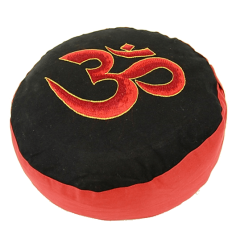 Yogi & Yogini - Kissen - Meditationskissen - Rund - Ohm - Baumwolle - Schwarz/Rot  - ca. 33x13 cm