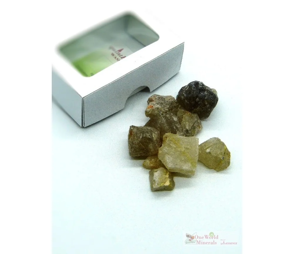 One World Minerals - Rutilquarz Wassersteine - quintESSENCE Wassersteine