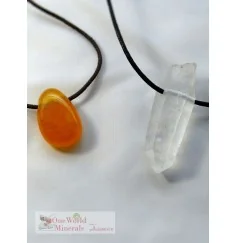 One World Minerals - Therapiestein Anhänger-Set "Auf die Beine"