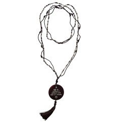Mala - Gayathri Mantra- Glasperlen schwarz mit gelaserter Muschelscheibe 46cm