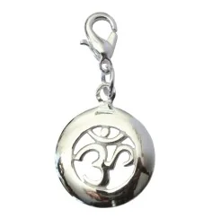 Anhänger - Karabiner -OM- Messing-versilbert 1,5cm