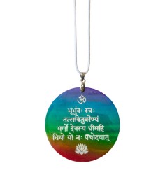 Halskette - Gayatri Mantra- Muschel Airbrush rainbow 5cm