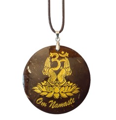Halskette - Om Namaste- Coconut gold lackiert 5cm