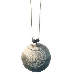 Halskette - Muschel mit Gravur - Merkabah- 6cm