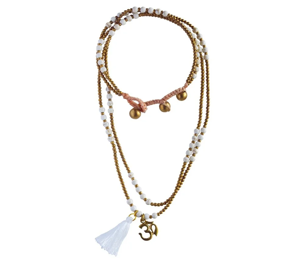 Halskette - Om- Howlith- und Messingperlen 55cm