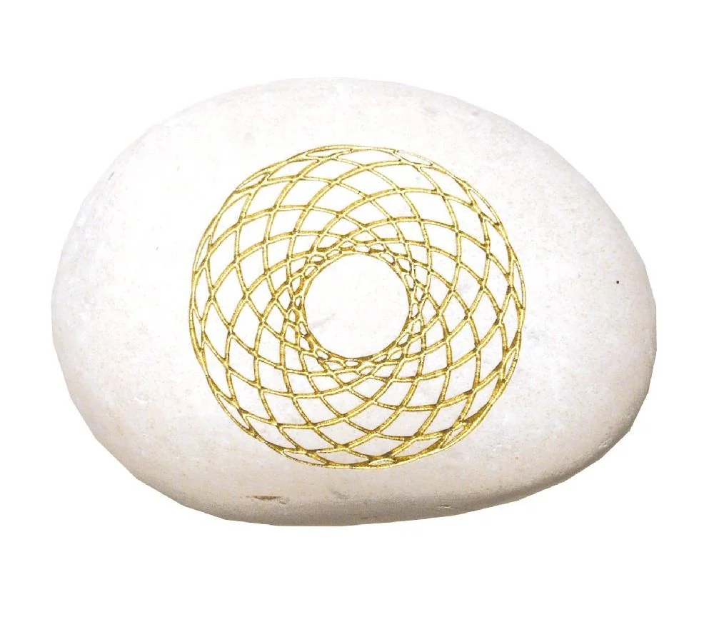 Flußstein "Kosmogramm" weiß/gold 9cm