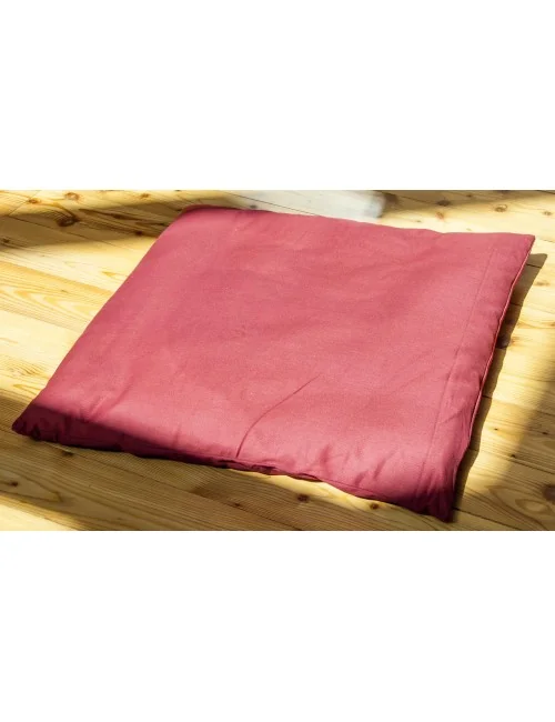 Meditations Matte weinrot mit Baumwolle gefüllt, 75x75x10cm