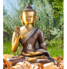 Statue - Amogasiddhi Buddha - Messing sitzend, 3 farbig ca. 25 cm