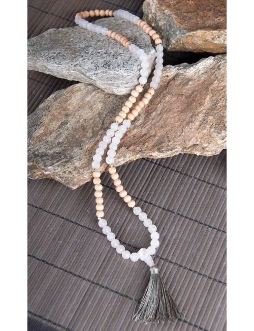 Mala - Herzens - Rosenquarz und Kiefer, Band dehnbar