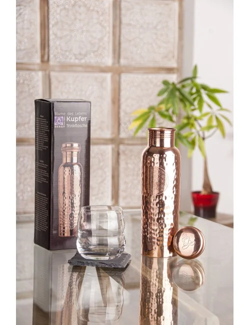 Trinkflasche aus Kupfer, 650 ml mit Blume des Lebens Symbol