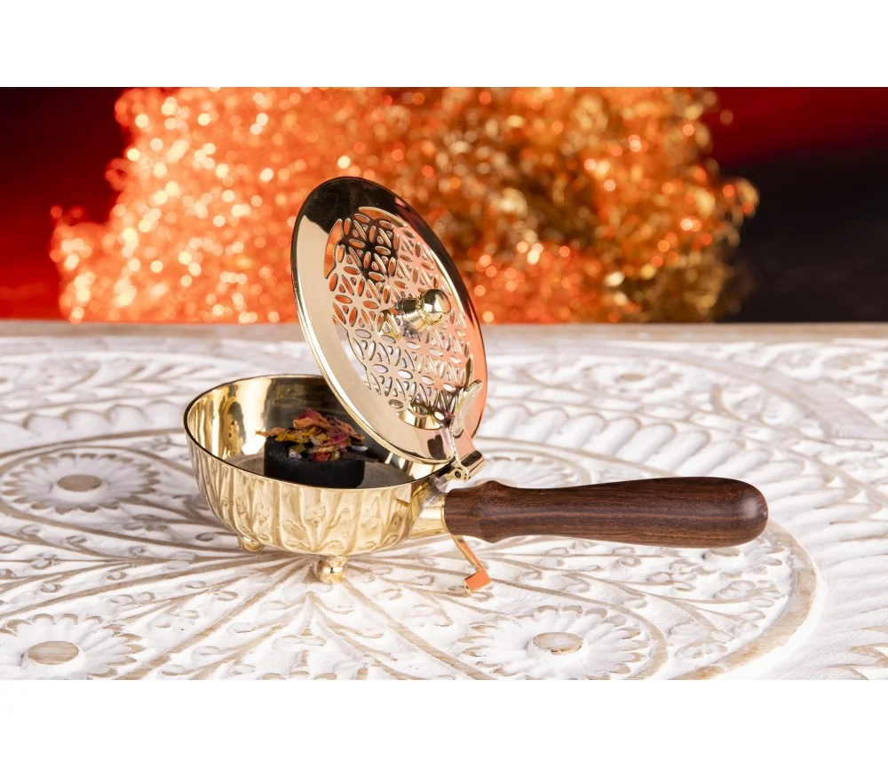 Räuchergefäß mit Holzgriff - aus Messing mit Blume des Lebens ca. 20x7cm