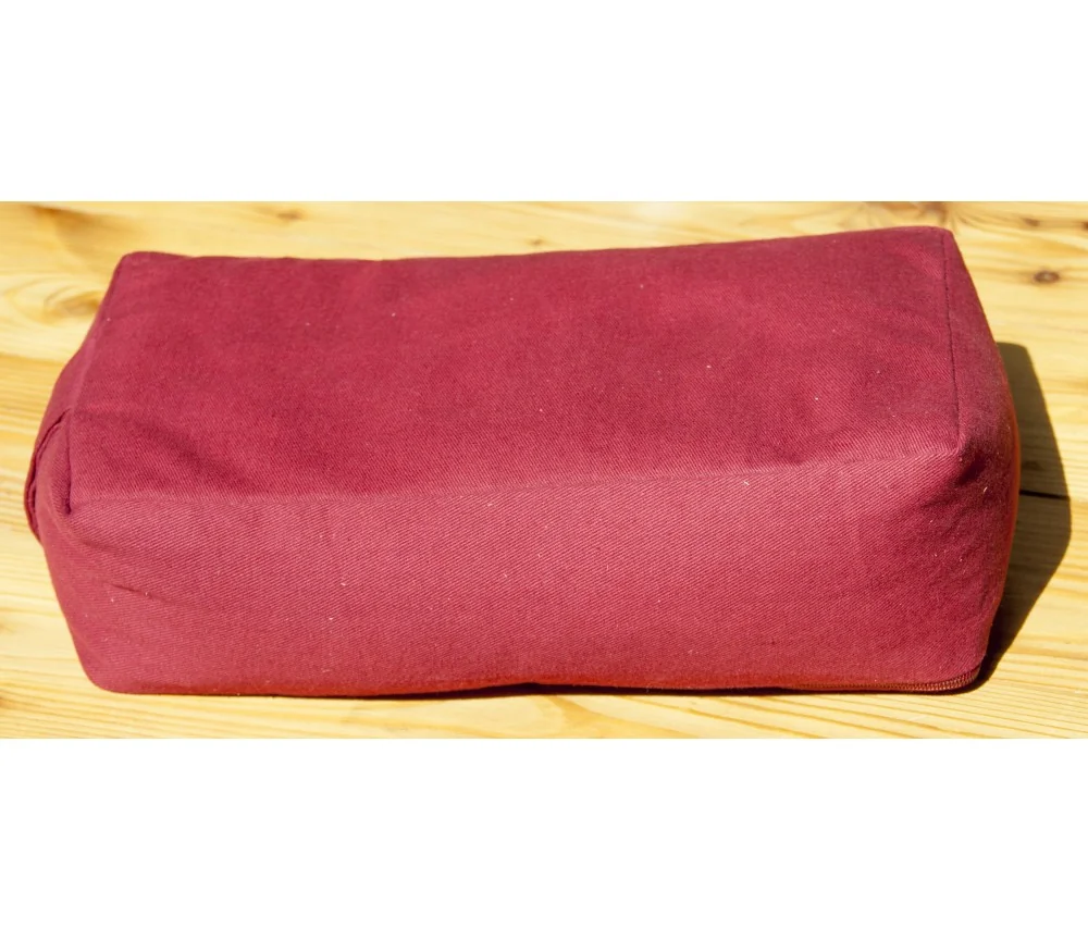 Meditations Sitz weinrot mit Buchweizen gefüllt - 30x20x10 cm