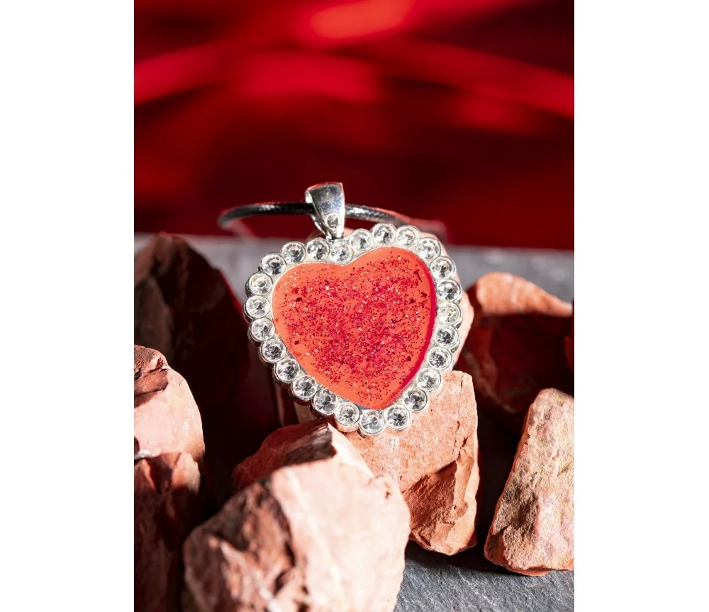 Kette mit Anhänger - Herzkraft mit gewachster Baumwollkette 50cm