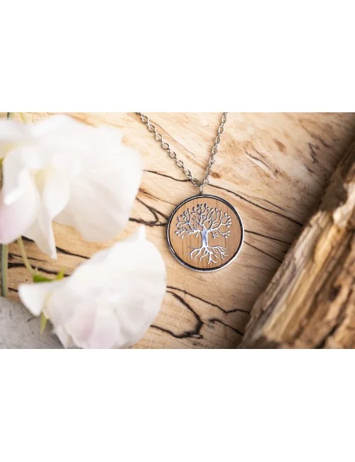 Kette mit Anhänger - Lebensbaum auf Walnussholz, Edelstahl -45cm