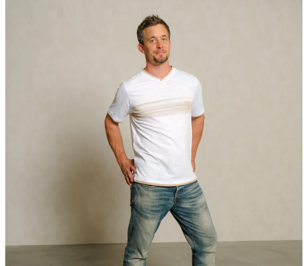 Spirit of OM - T-Shirt men Planet protect - weiß/sand