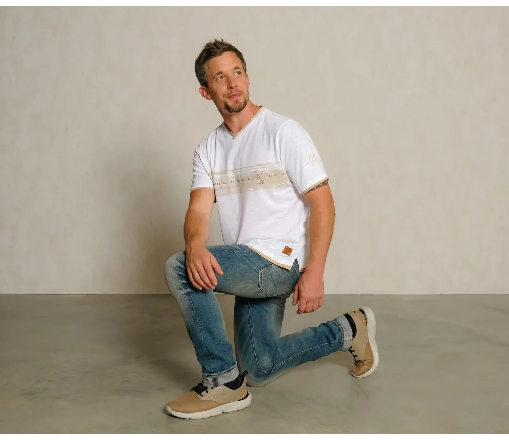 Spirit of OM - T-Shirt men Planet protect - weiß/sand