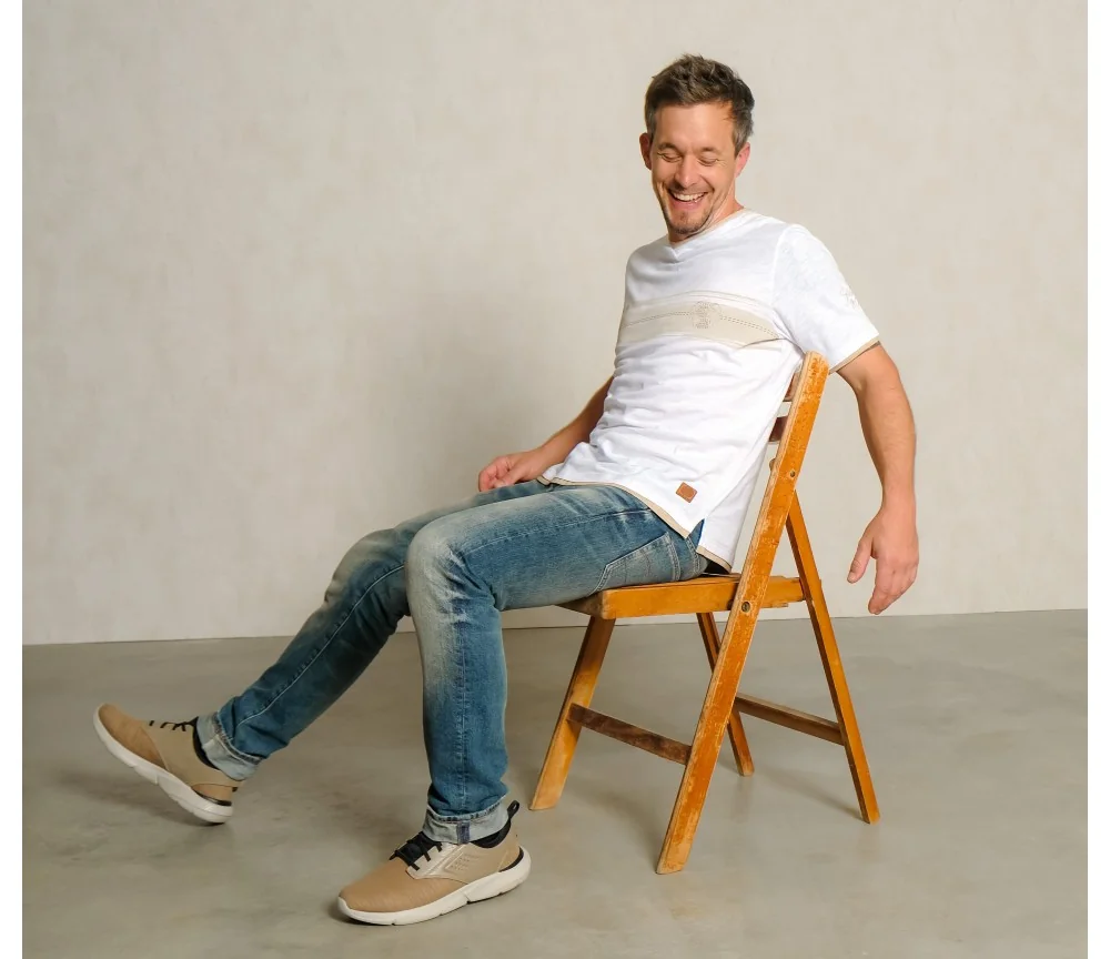 Spirit of OM - T-Shirt men Planet protect - weiß/sand