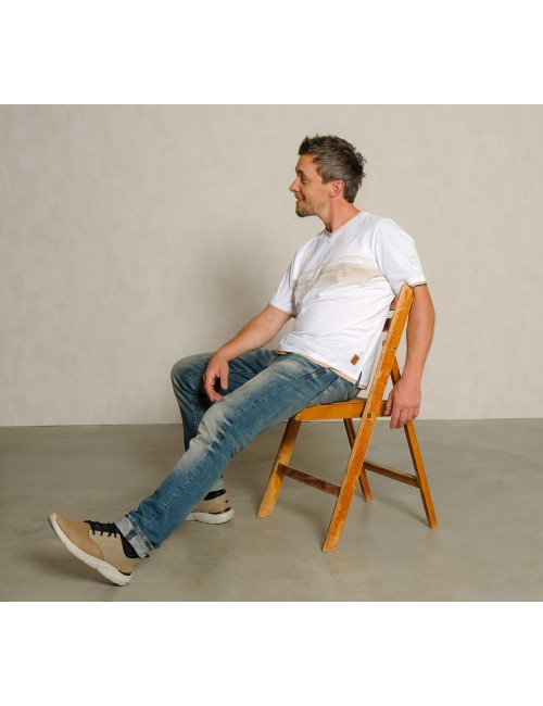 Spirit of OM - T-Shirt men Planet protect - weiß/sand