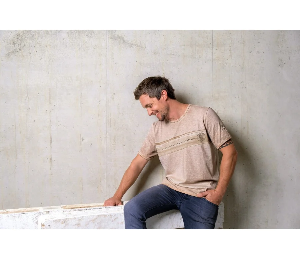 Spirit of OM - T-Shirt Planet protect - sand