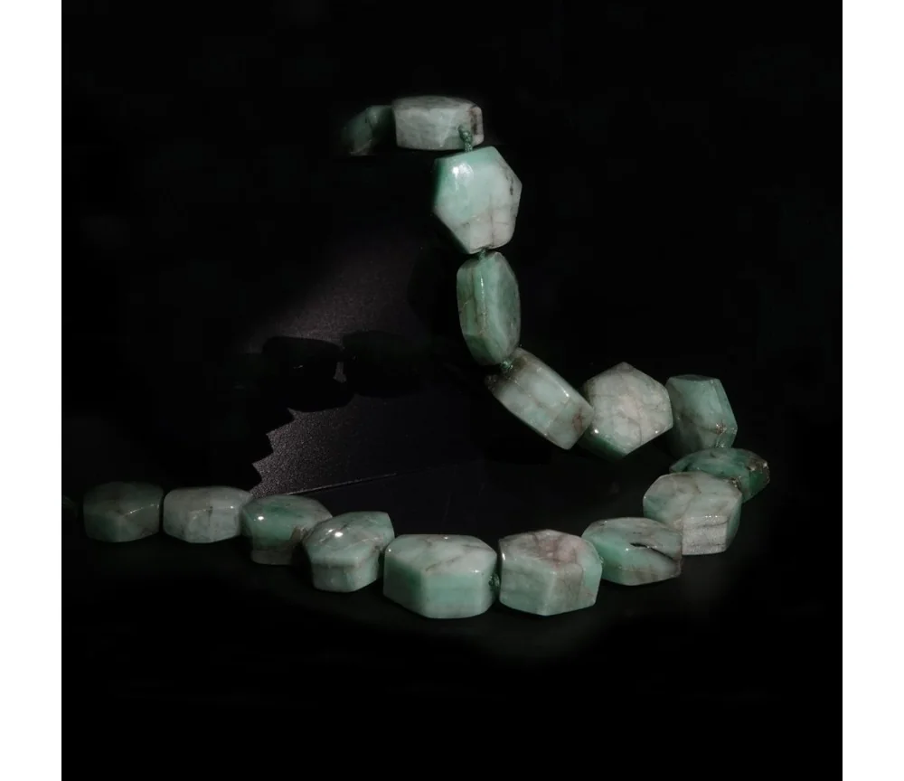 Heilstein & Edelstein-Strang - Sechseck Smaragd Unikat -010