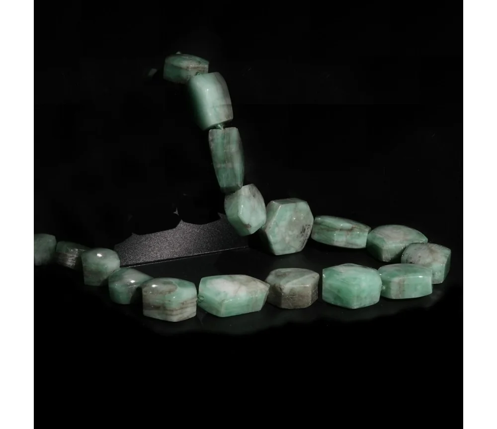 Heilstein & Edelstein-Strang - Sechseck Smaragd Unikat -011