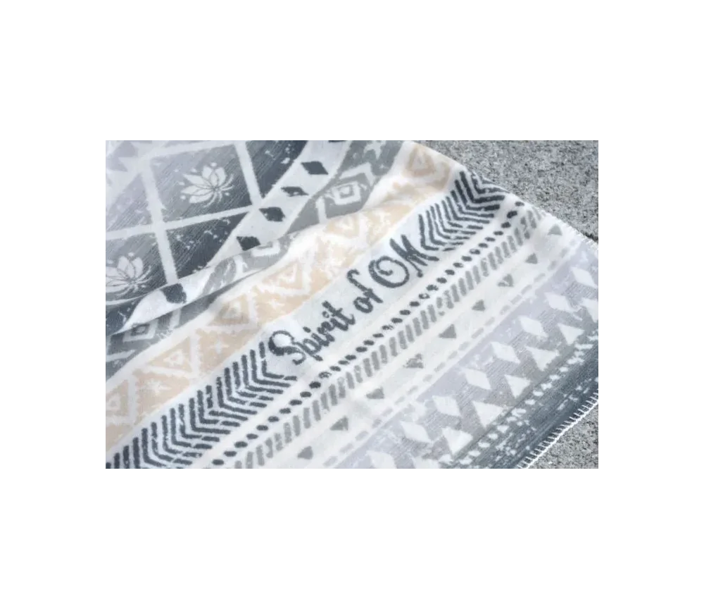 Spirit of OM - Kuscheldecke Blume des Lebens - grau