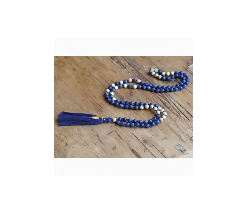 Spirit of OM - Kette - Mala Sodalith