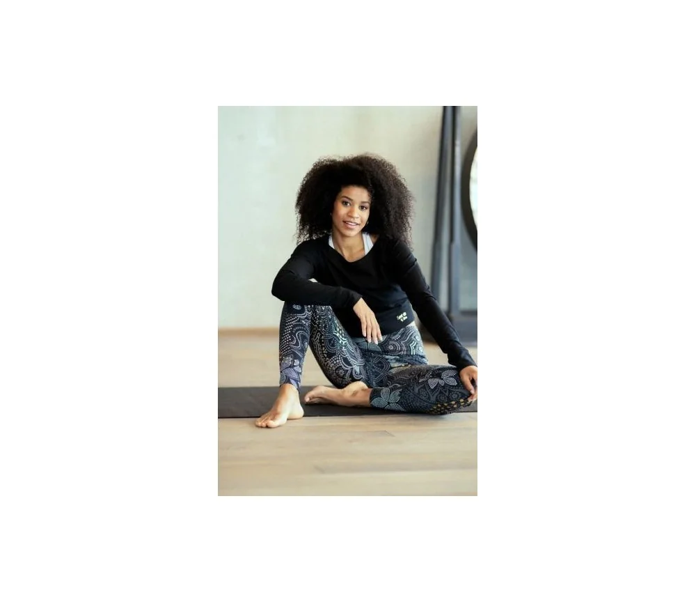 Spirit of OM - Longsleeve Crop Shirt - schwarz