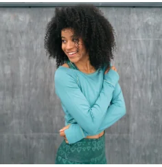 Spirit of OM - Longsleeve Crop Shirt Bambus - green