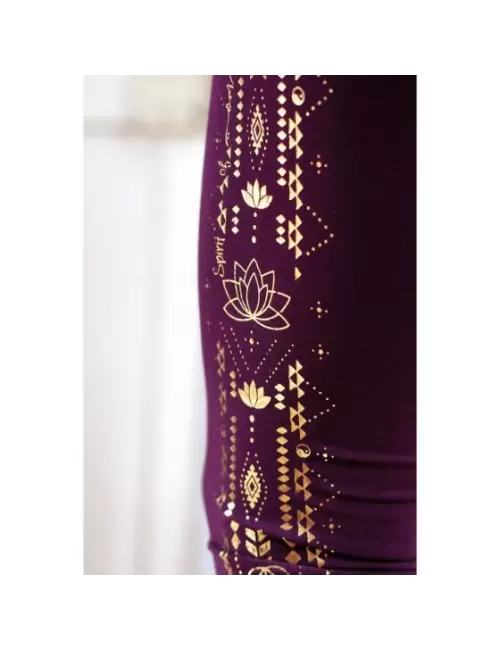 Spirit of OM - Yoga Leggings Capri - aubergine