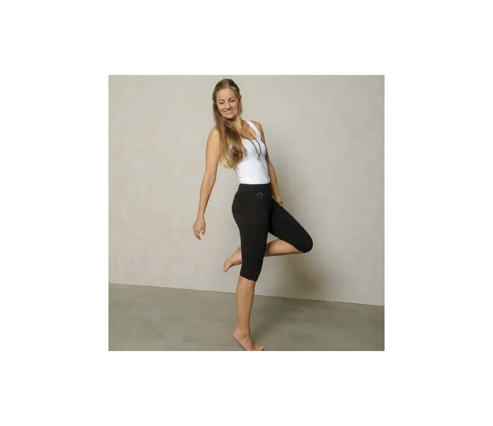 Spirit of OM - Yoga Leggings Capri - schwarz