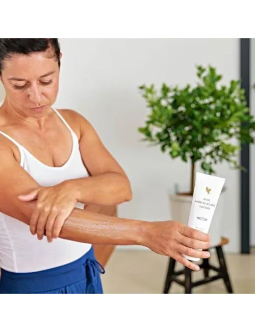 Forever - Forever Aloe Moisturizing Lotion - die extra Portion Feuchtigkeitslotion für Gesicht & Körper - 118 ml