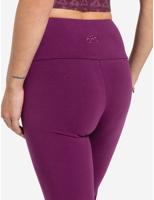 Spirit of OM - Yoga Leggings Basic Satya - viola