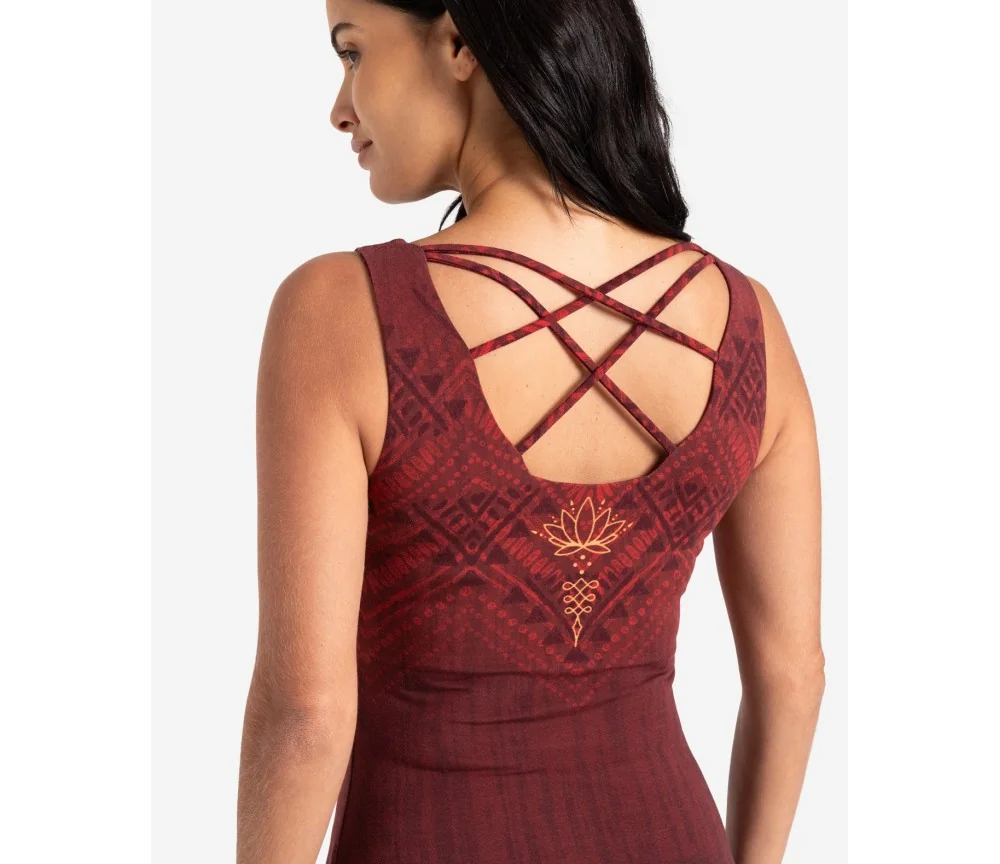 Spirit of OM - Yoga Top Shakti - henna-rot