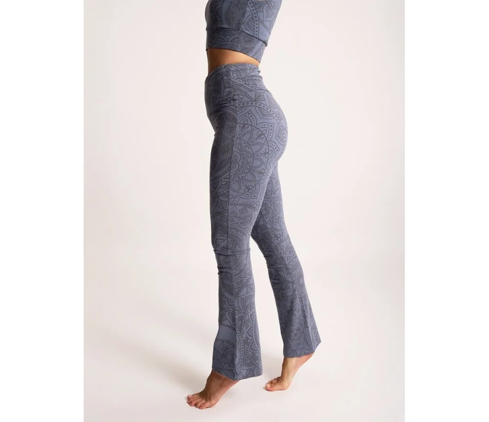 Spirit of OM - Yoga Hose Guna - enzianblau