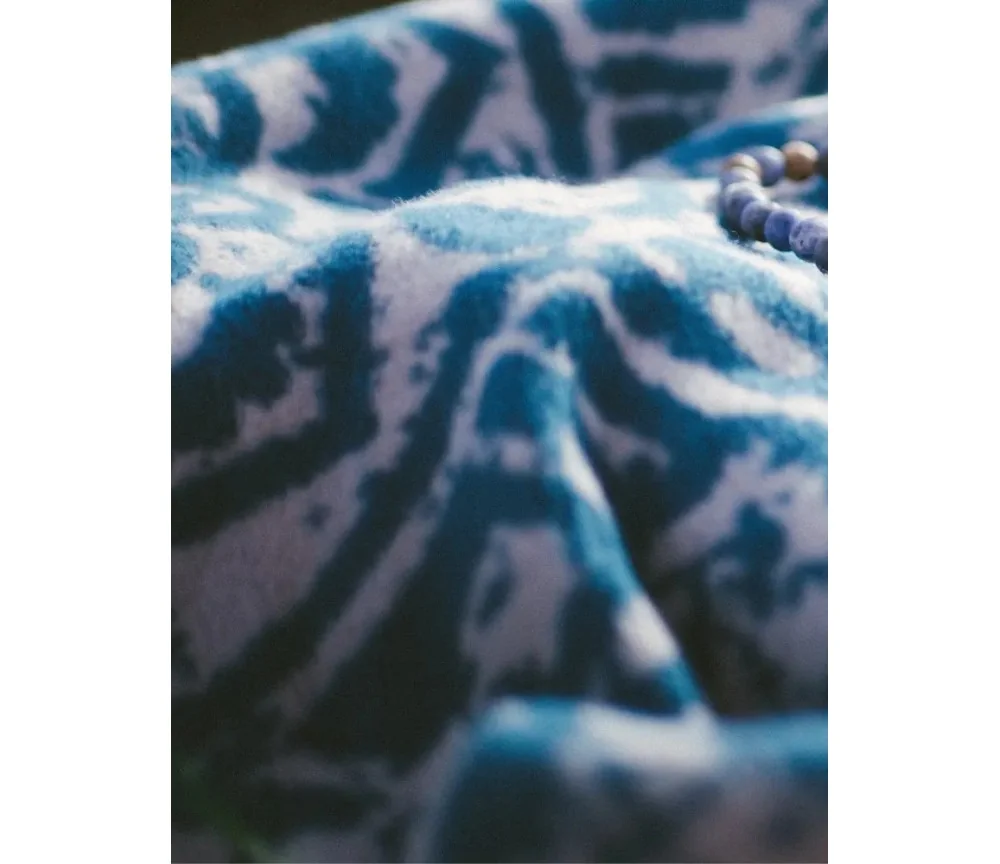 Spirit of OM - Kuscheldecke - smaragd