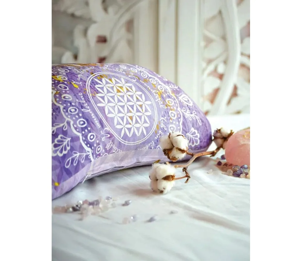 Spirit of OM - Meditationskissen Halbmond - flieder