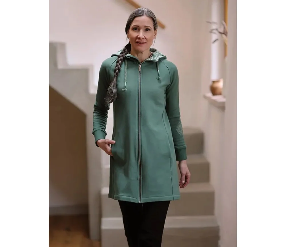 Spirit of OM - Longjacke Bala Karuna - waldgrün