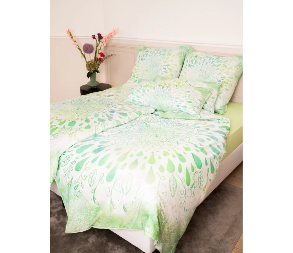 Spirit of OM - Biber-Bettwäsche GREEN DREAM - green/white