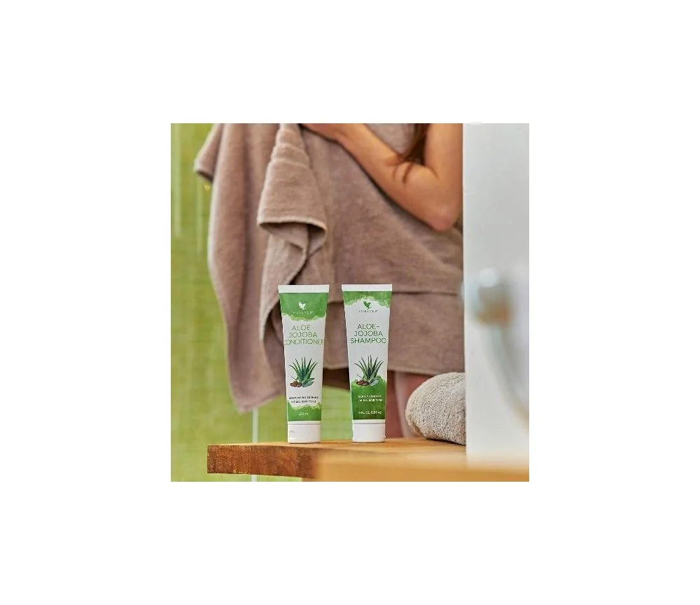 Forever - Aloe-Jojoba Conditioner - Effektive Haarspülung mit Aloe Vera und Jojobaöl - 296ml