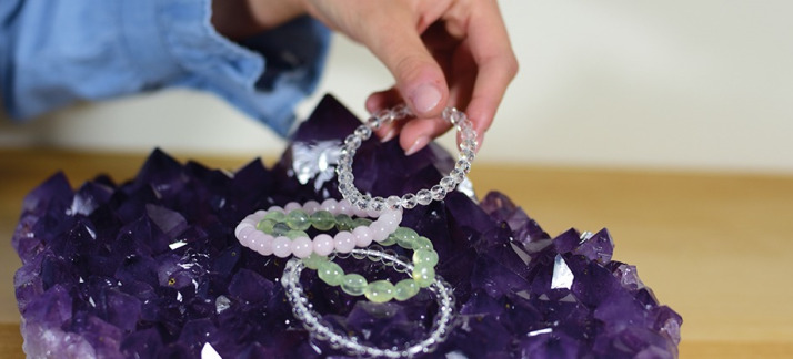 Der richtige Umgang mit Heilsteinen & Edelsteinen